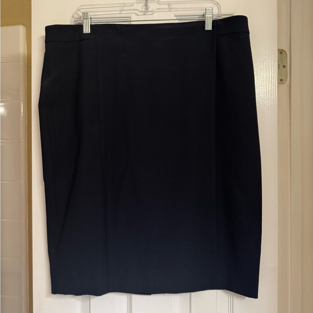 Ann Taylor Elegant Dark Navy Pencil Skirt